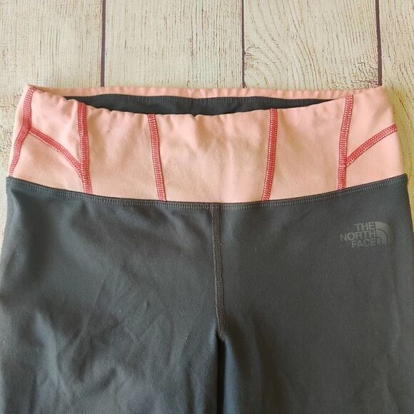 The North Face VaporWick athletic capris sz XS - Picture 3 of 8